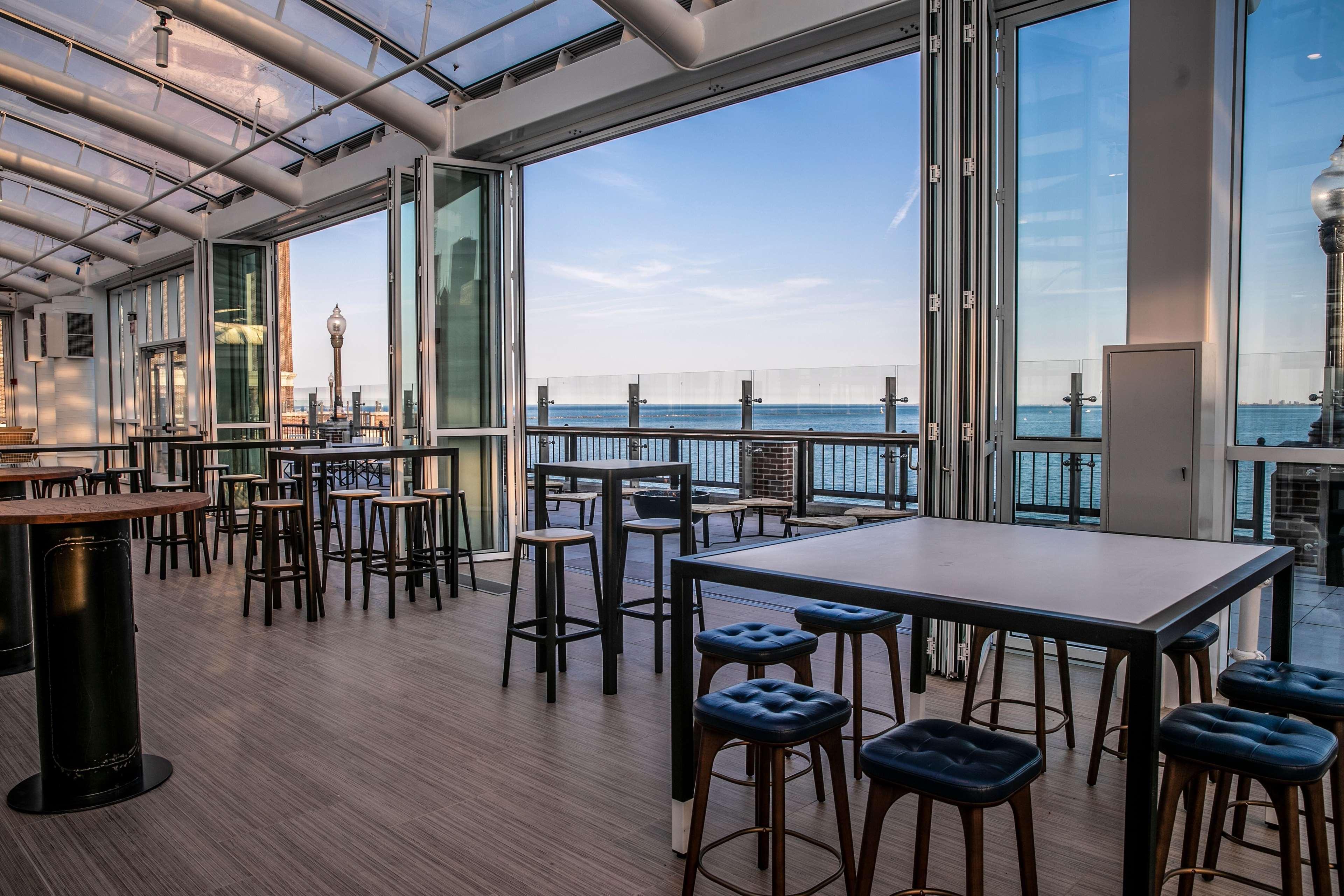 Sable At Navy Pier Chicago, Curio Collection By Hilton Hotel Buitenkant foto