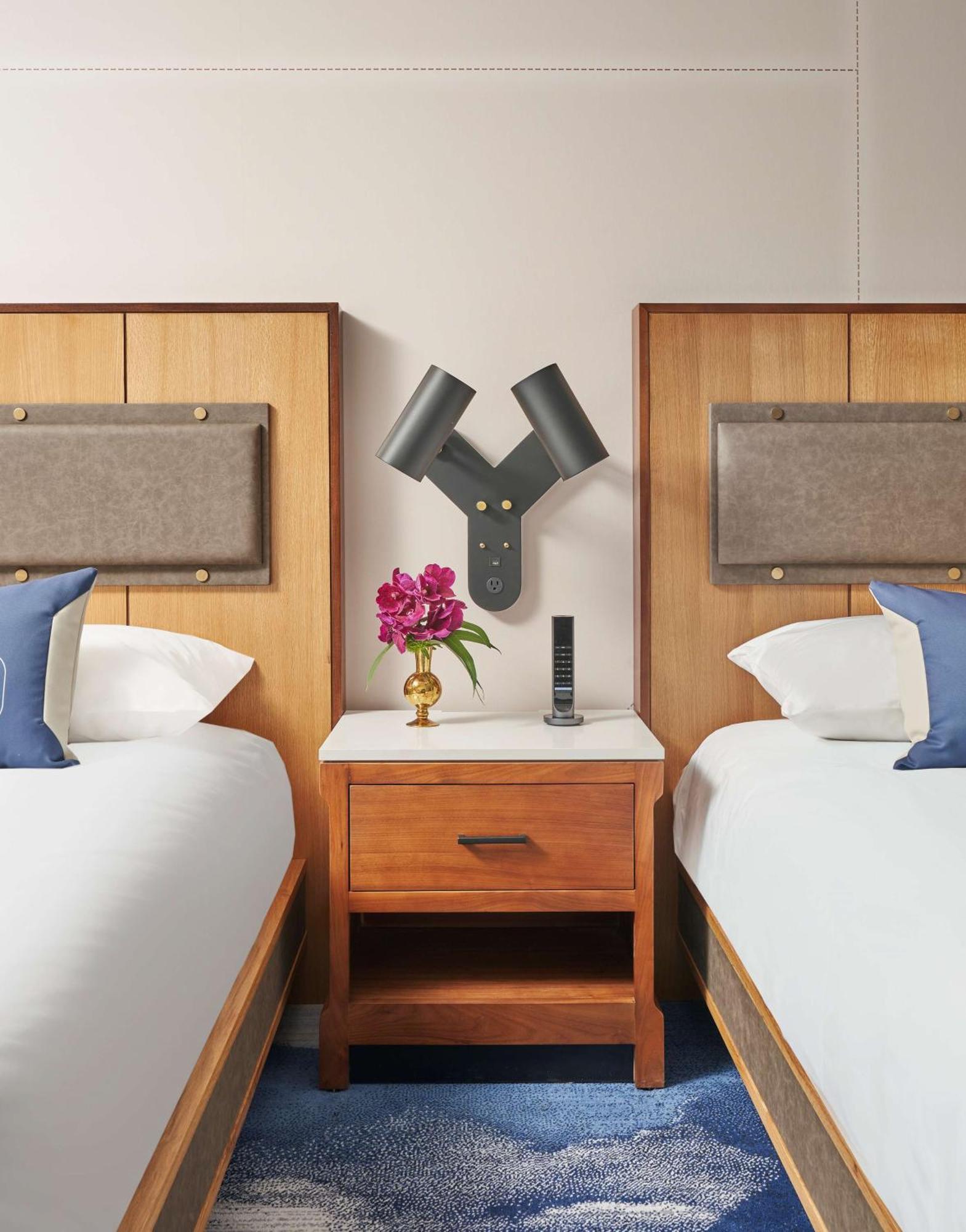 Sable At Navy Pier Chicago, Curio Collection By Hilton Hotel Buitenkant foto